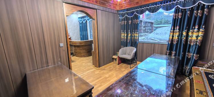 工布江达流恋精品客栈图片