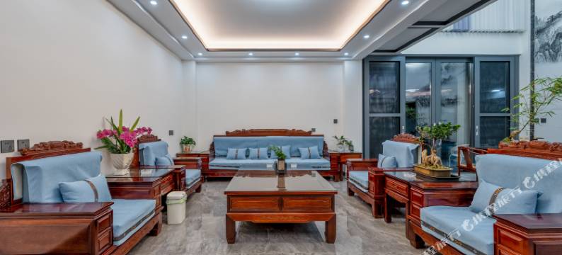 和谐轻奢温泉民宿图片