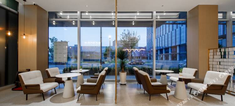 纳罗兰酒店(印象城金融中心店)图片