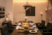 Lugu Lake siwuyu Lake View Designer Hotel - Bãi đậu xe