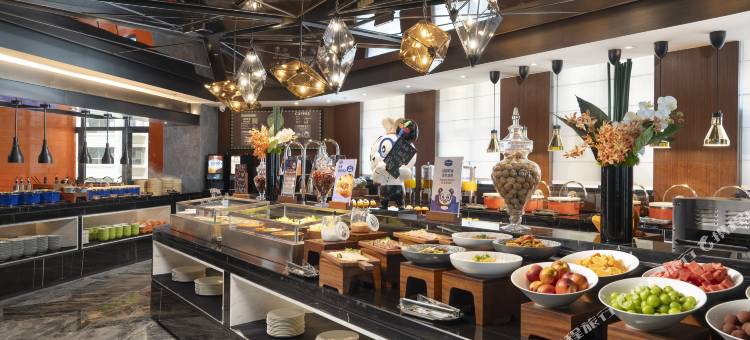 西宁海湖体育中心希尔顿欢朋酒店图片