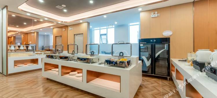 兰欧尚品酒店(宝鸡陇县关山大道店)图片