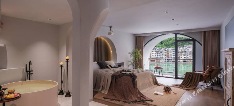 源墅设计师美学景宿(镇远古城新大桥店)图片