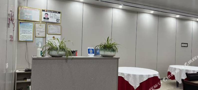 百里杜鹃佳源宾馆图片