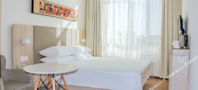 汉庭酒店(赤峰站西广场店)图片