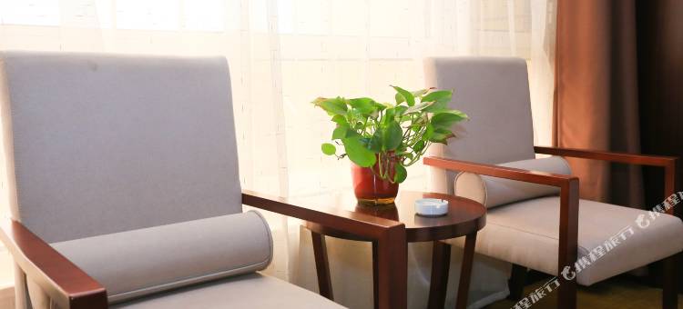 时代国际酒店(金乡汽车站店)图片