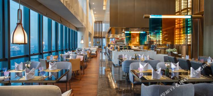 深圳南山深铁皇冠假日酒店图片