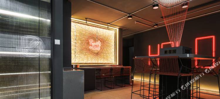 怡泰酒店(深圳南山地铁站店)图片