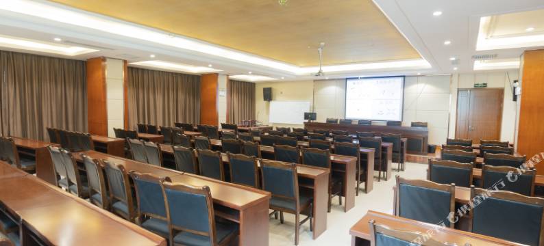 怒江云朵大酒店(青山公园店)图片