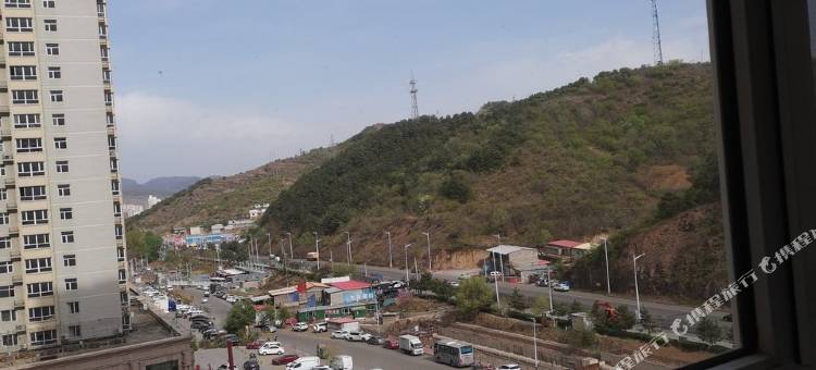 承德河苗公寓(半壁山路分店)图片