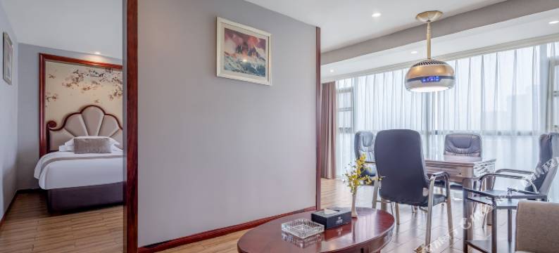 卡美顿酒店(长沙理工大学云塘校区店)图片