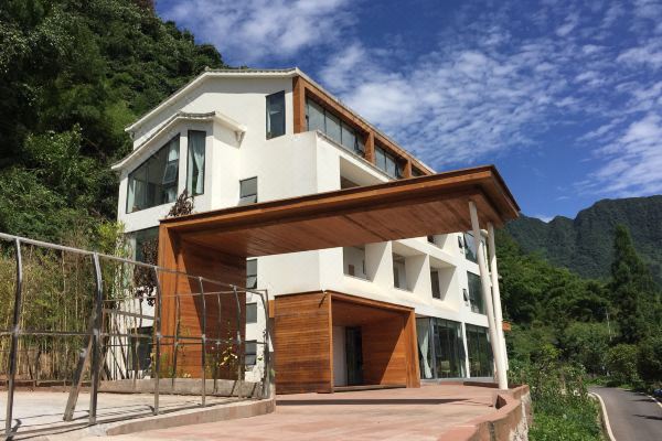碧峰峡碧野田舍民宿