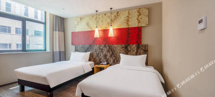 宜必思酒店(重庆解放碑步行街洪崖洞店)图片