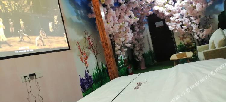 影都电影主题民宿(郑州北大学城店)图片