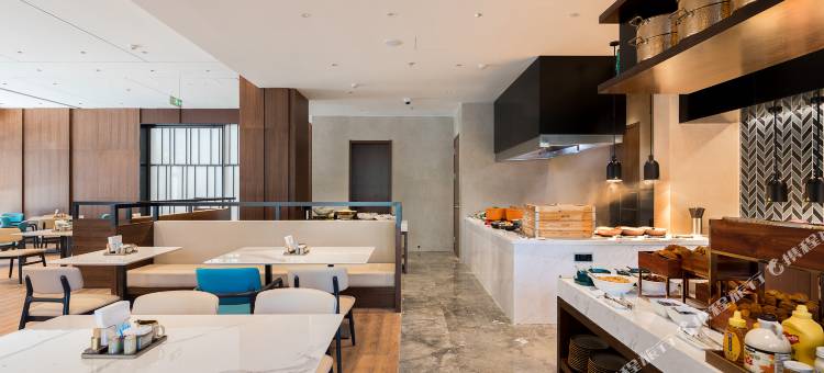 上海虹桥国家会展中心万枫酒店图片