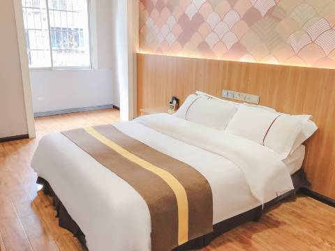 格俐酒店(黄土坡高铁站店)