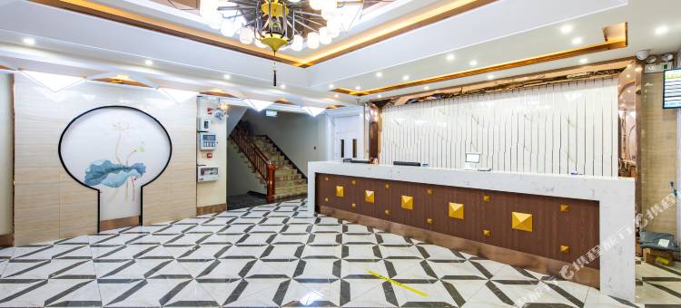 睿柏·云酒店(肃宁火车站)图片