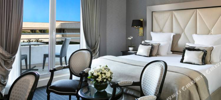 戛纳巴里尔雄伟酒店(近节庆宫)(Hôtel Barrière le Majestic Cannes)图片