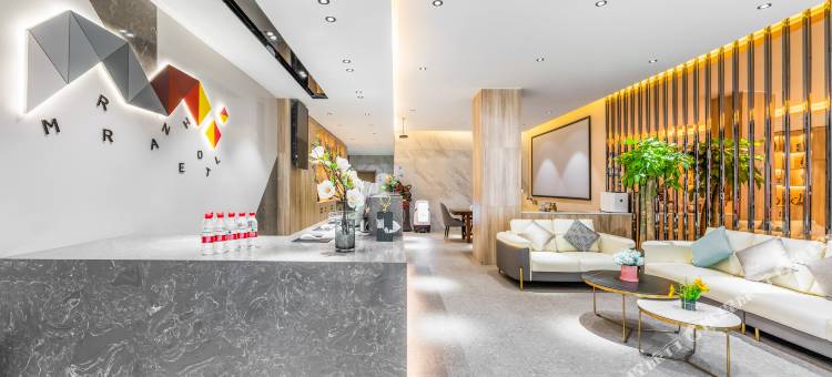 柏曼酒店(西安钟楼地铁站回民街店)图片