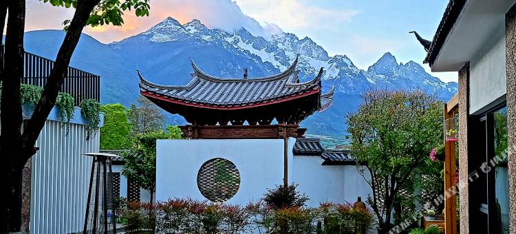 荒度余生AR-Xnn有风·光影美学丨° 既山野度假雪景酒店图片