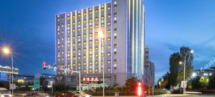厚德酒店(乌兰察布集宁国际皮革城店)图片