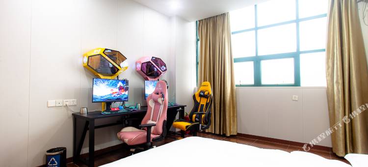 启石电竞酒店(观澜富士康店)图片