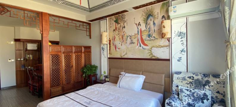 陇川爱尚精品酒店图片