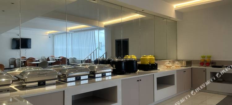 雅美途酒店(凭祥汽车总站越南风情街店)图片