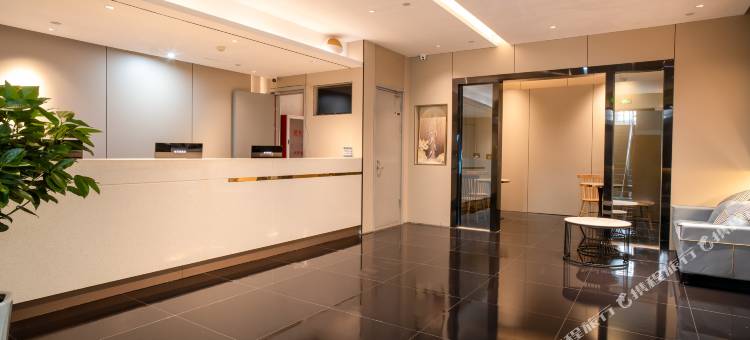 IU酒店(石家庄槐中路地铁站青园街店)图片