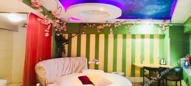 艾米情侣客栈(潍坊丹桂里金街店)图片