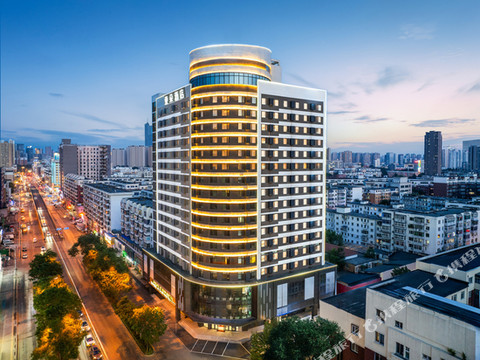 沈阳太原南街和平广场亚朵酒店