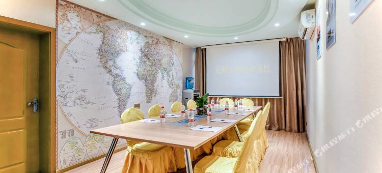 达州天斯大酒店(城市中心广场三圣宫美食街店)图片