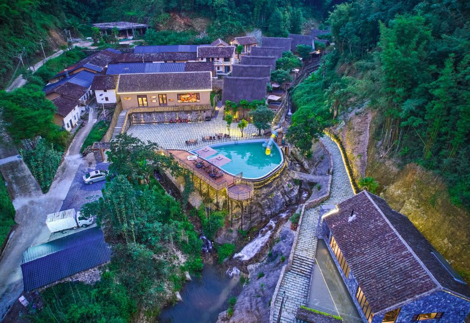 南崑山花溪雨竹隐山居温泉民宿外景图