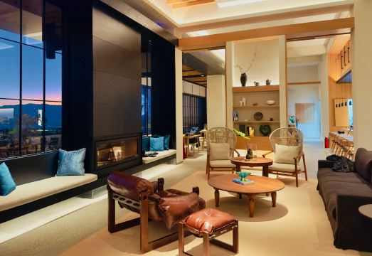 抚仙湖香堤·湖畔Lake view湖景私汤温泉庭院美宿外景图