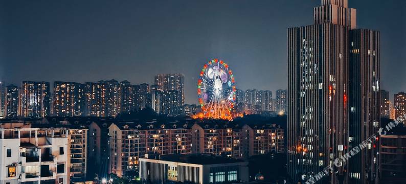 草堂·时光里丨TheBeautyofTheEast民宿(南宁东站万象城地铁站店)图片