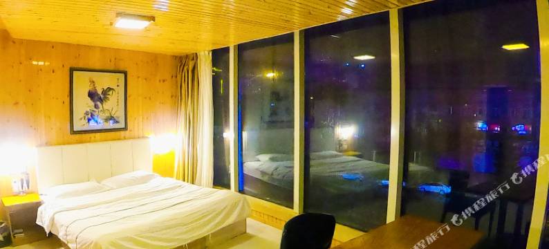 敦化魔方情景酒店图片