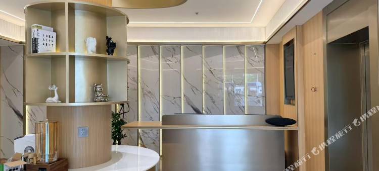 微尘里酒店(上海汶水路地铁站店)图片