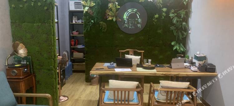 朵芮眯公寓(怀集城北车站店)图片