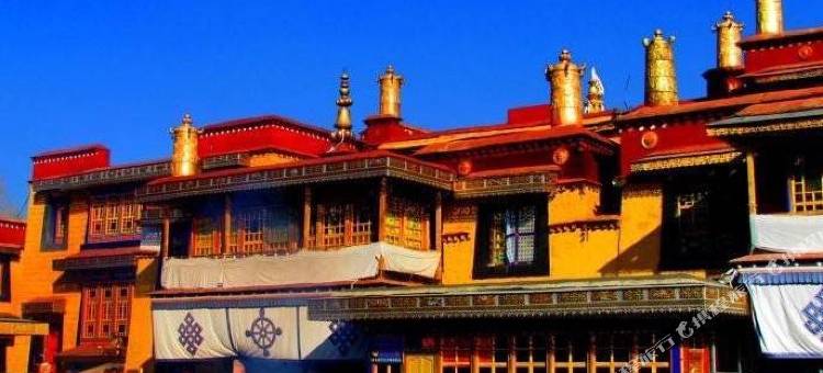 拉萨扎基寺派柏云酒店图片