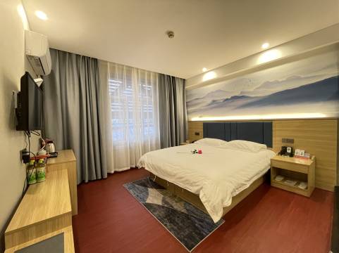 小布丁快捷酒店(巩义新兴路星月时代广场店)