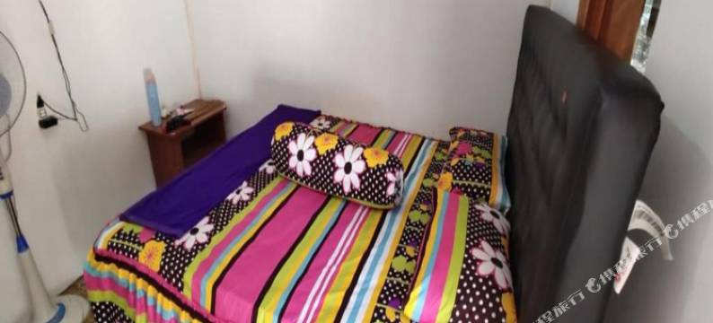 利马桑姆巴达尔莫酒店(Limasan Mbah Darmo)图片