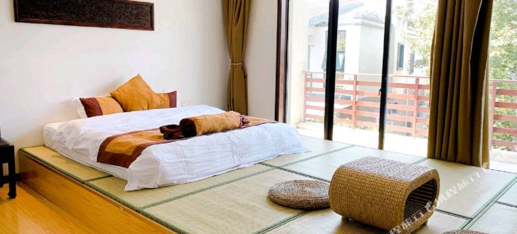 休宁爱莲说艺术酒店图片