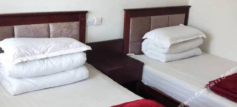 青海湖青依美舍民宿图片