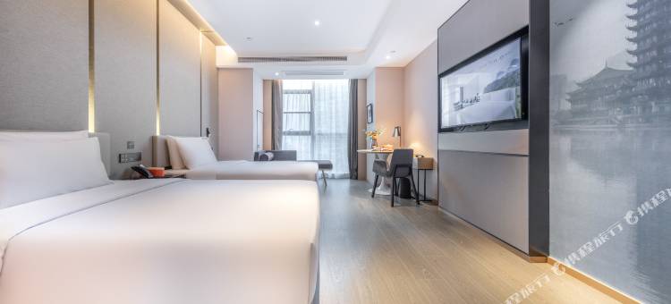 眉山市政务中心苏源路亚朵酒店图片