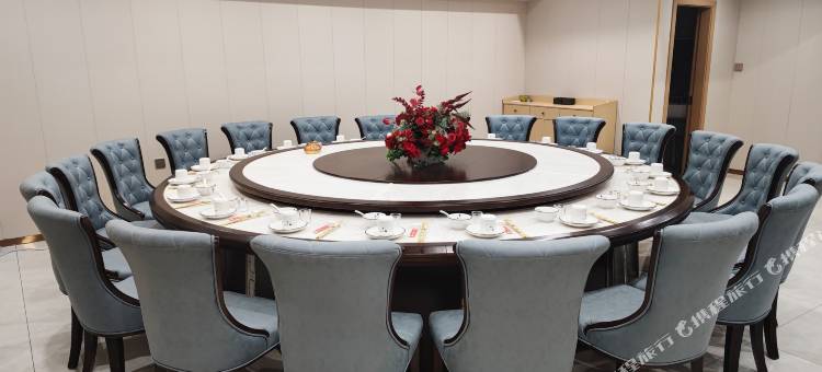 吉益酒店(开江步行街店)图片