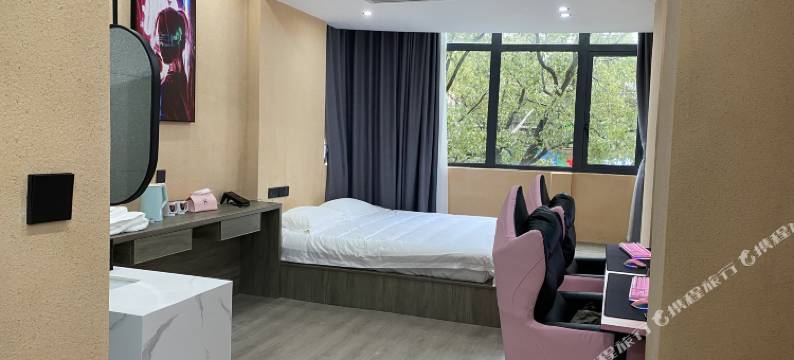 常山撸友电竞酒店(东明湖公园店)图片