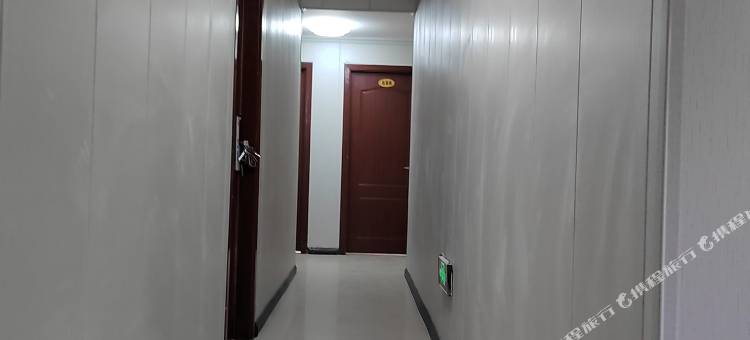 林芝鲁朗华馨酒店图片