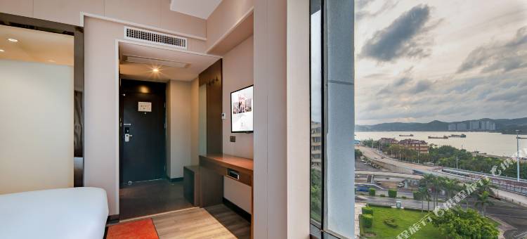 柏曼酒店(防城港跨海大桥店)图片