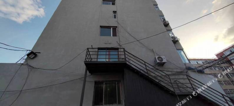 易威斯智能电竞酒店图片