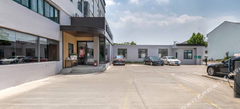 格林豪泰智选酒店(上海国家会展中心嘉怡路地铁站店)图片